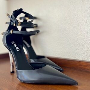 VERSACE Authentic Women’s Triple Strap Pointed Toe Pump US 9/ IT 39